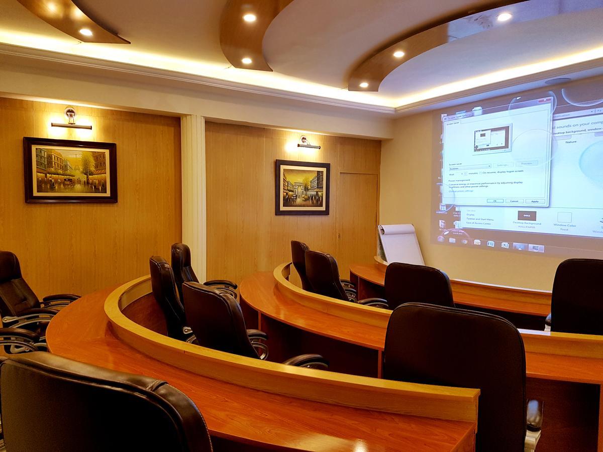 Grand Enclave Hotel Lahore Exterior photo